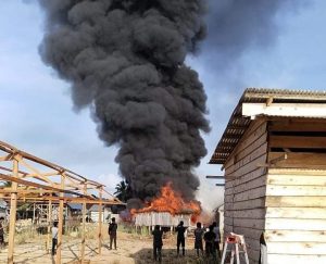 Tiga Rumah Ludes Terbakar Gegara Petasan