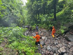 Bocah 7 Tahun Hilang Diduga Terseret Banjir