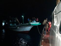 Tim SAR Berhasil Evakuasi 17 Nelayan di Perairan Halmahera Selatan