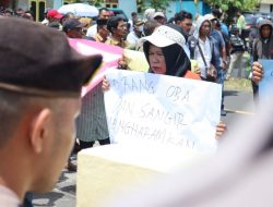 Ratusan Warga Oba Kompak Laporkan Syamsul Rizal Hasdy ke Polres Tidore, Atas Dugaan Rasisme
