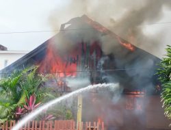 Lupa Matikan Kompor, Rumah di Ternate Hangus Terbakar