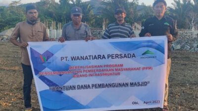 Wanatiara Persada Salurkan Bantuan ke Rumah Ibadah 