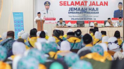 Gubernur Malut Melepas Kloter 13 JCH Menuju Tanah Sucih