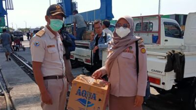 Unggas Selundupan dari Manado Digagalkan Karantina Maluku Utara di Pelabuhan Ahmat Yani