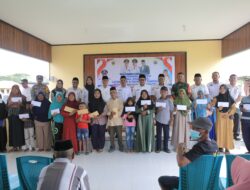 Masyarakat Halteng Mandi Doi, Pemda Halteng Salurkan Insentif untuk Masyarakat Rentan