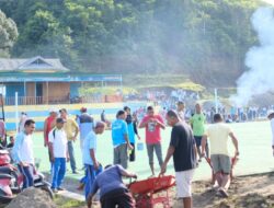 Jumat Bersih: Warga Patani Barat Gotong Royong Siapkan Lapangan untuk Shalat Idul Adha