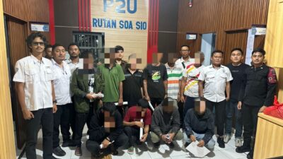 Tahap Dua 10 Tersangka Kasus Perintangan Aktivitas Pertambangan Dengan Sajam di Halmahera Timur