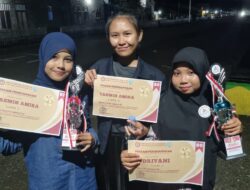 Lewat Program English Club PT Position, Tiga Siswa ini Berhasil Juara Lomba pada HUT RI