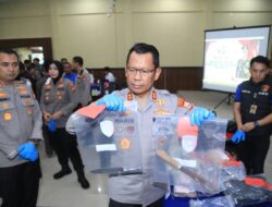 Kapolda Malut Pimpin Konferensi Pers Pengungkapan Kasus Curas dan Curat di Polres Ternate