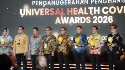 Pemda Halteng Raih Penghargaan UHC, Tegaskan Komitmen Layanan Kesehatan
