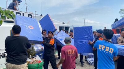 Polda Malut Kerahkan Personel Gabungan Bantu Penyaluran Bantuan Pasca Gempa di Batang Dua