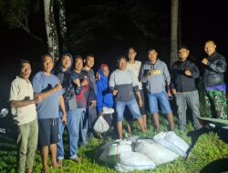 Polisi Sita 250 Kantong Miras yang Diselundupkan Lewat Pantai Wailanga