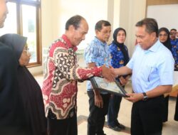 Dari Lansia hingga Mahasiswa, Program Kesejahteraan Bupati Ikram Menyentuh Seluruh Warga Halteng